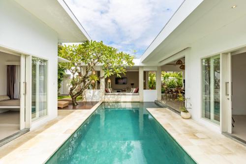 Fresh and Stylish 3bd Villa in Seminyak with Private Pool — 4-Star Luxury Hotel in Seminyak, Indonesia