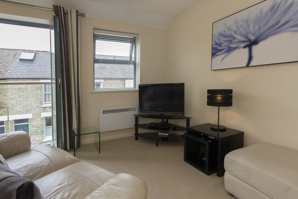 Citystay Living Dove House — 4-Star Luxury Hotel in Cambridge, United Kingdom