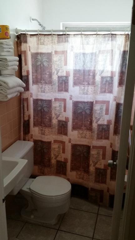 Royal Hawaiian Motel Botel in Marathon, United States