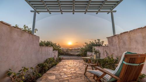Alma Libre Villas — 4-Star Luxury Hotel in Naxos, Greece