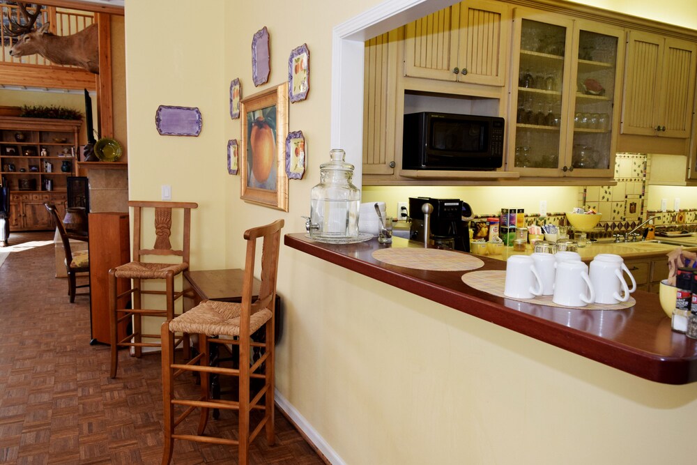 Double Dog Inn - photo 80