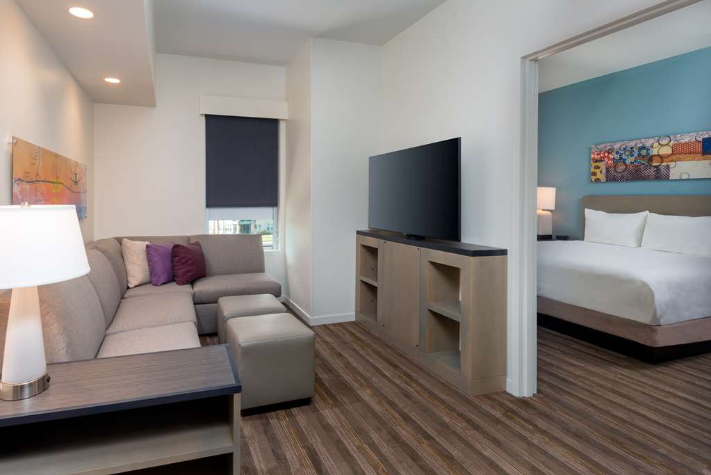 Hyatt House Orlando Airport - photo 34