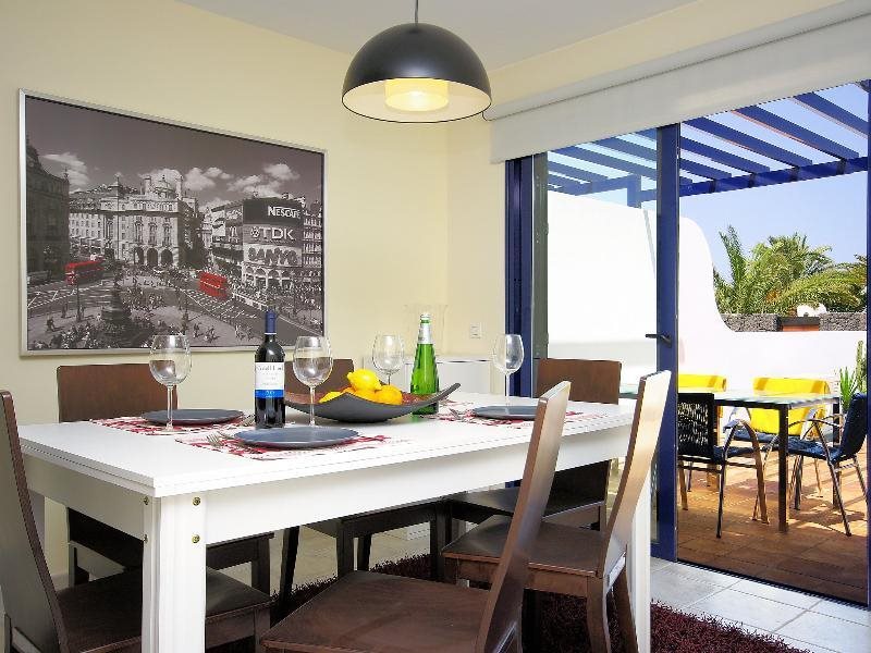 Coloradas Beach Villa — 4-Star Luxury Hotel in Playa Blanca, Spain