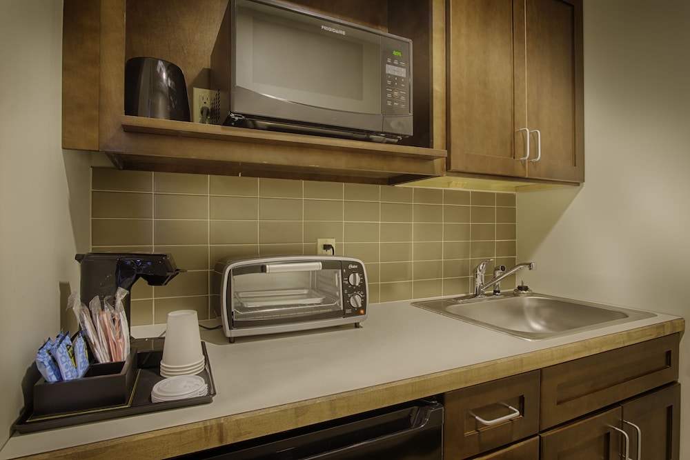 Sun & Ski Inn And Suites - photo 62