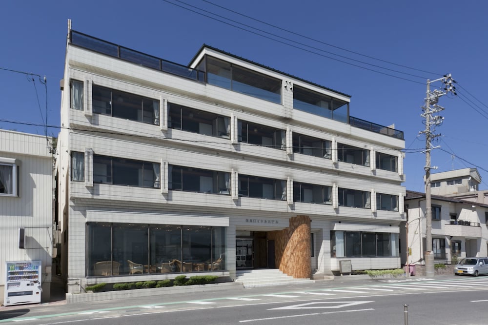 Shinojima Royal Hotel Kasuiso in Chita, Japan