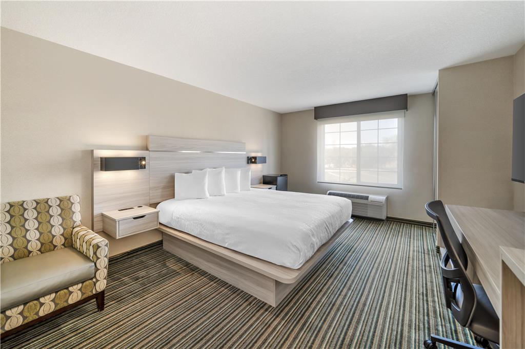 Best Western Plus Twin View Inn & Suites - photo 17