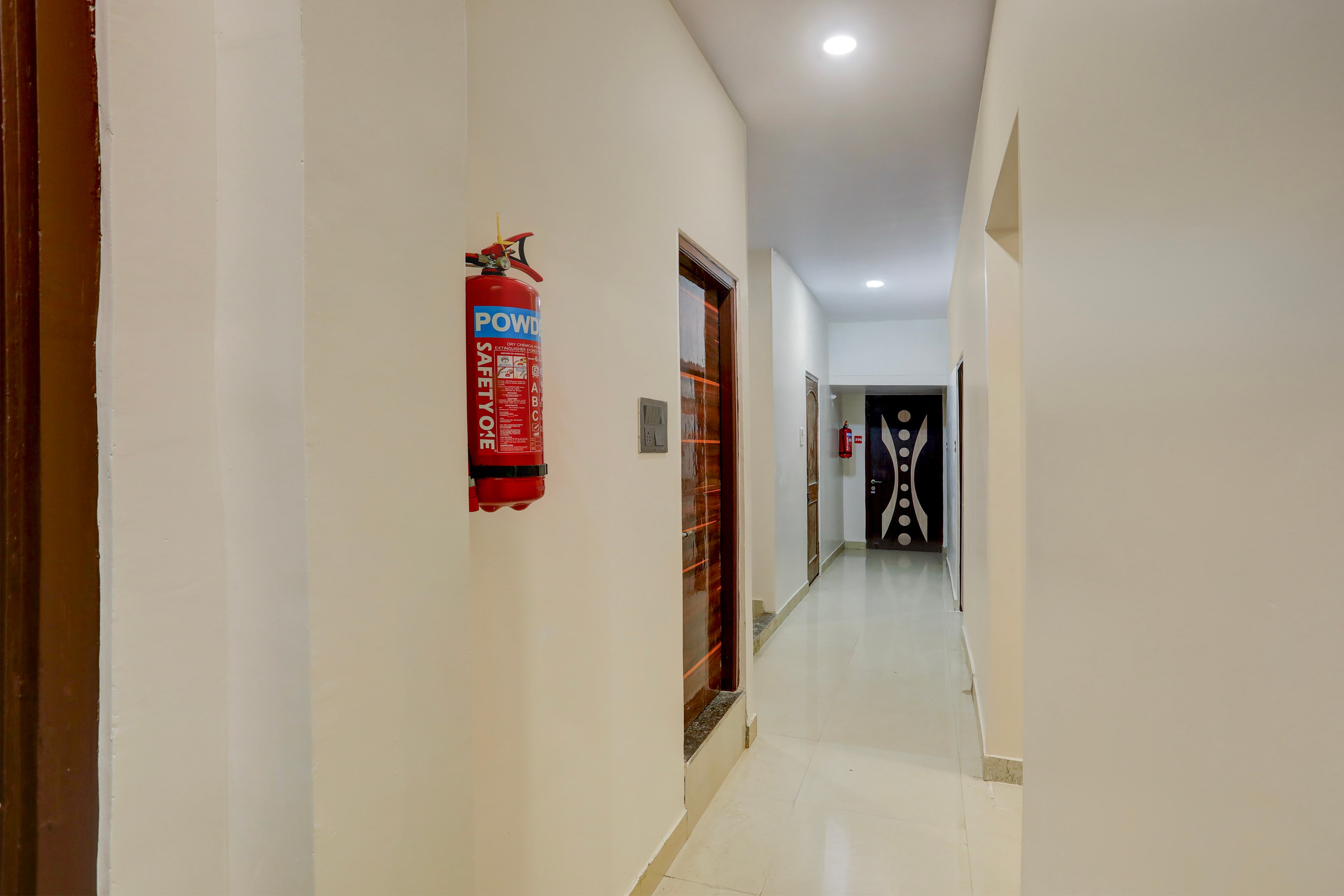 Townhouse ISBT Vijay Nagar Jabalpur — 4-Star Luxury Hotel in Jabalpur, India