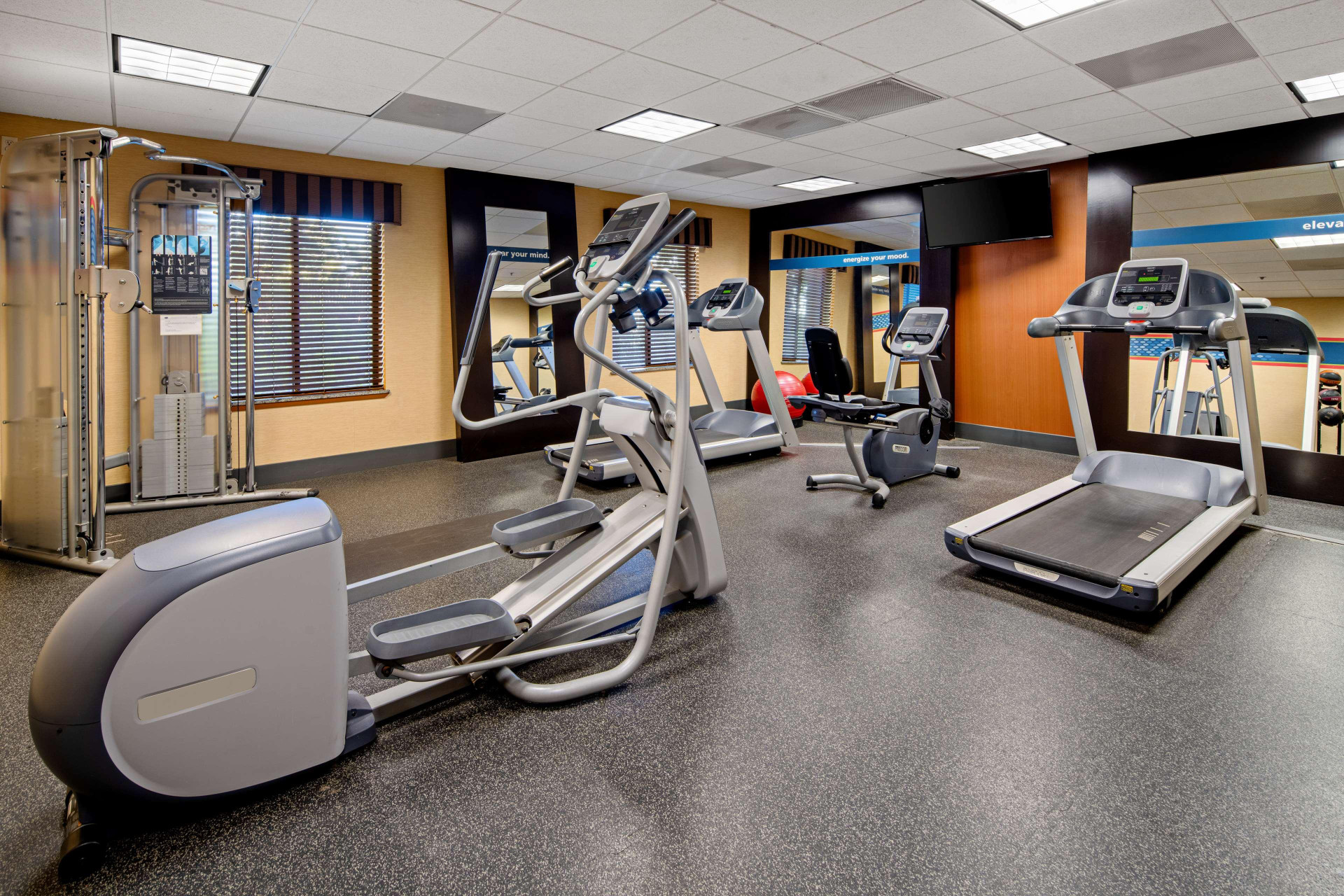 Hampton Inn & Suites Bakersfield Hwy 58 CA - photo 16