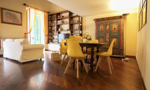 la Kalsa 14 nel centro storico di Palermo — 4-Star Luxury Hotel in Palermo, Italy