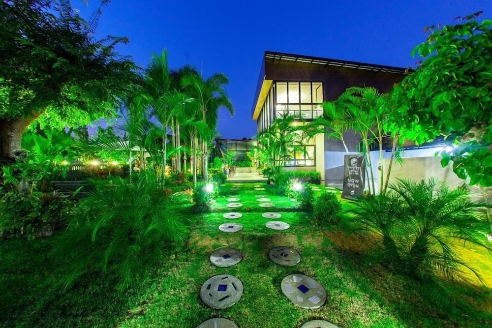 Crystal Box Hotel — Loei — photo 4