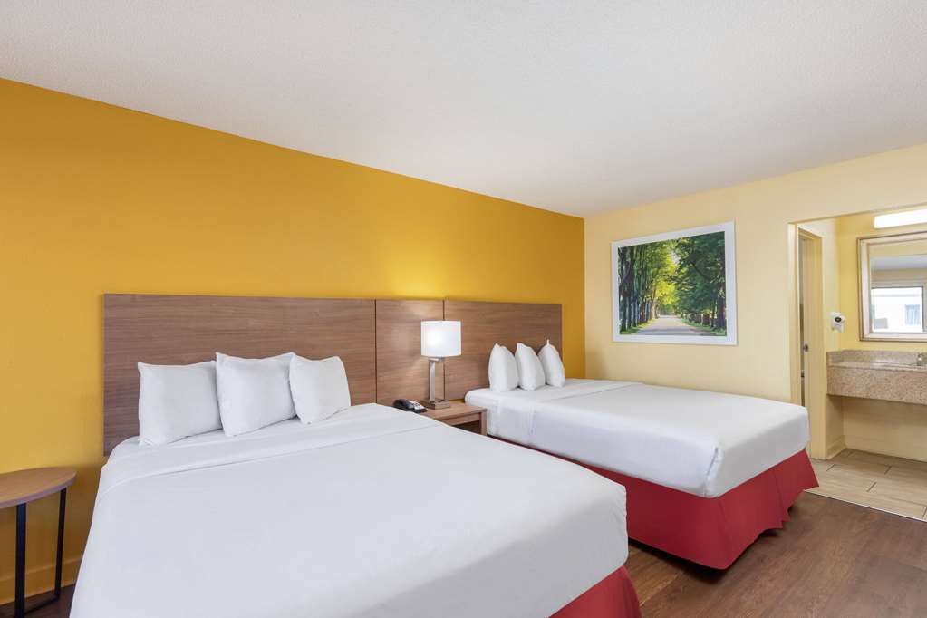 Days Inn by Wyndham Florence I 95 North - photo 31