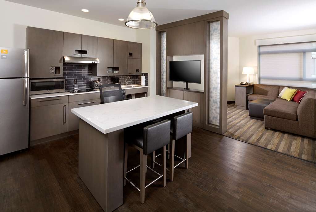 Hyatt House Pittsburgh Bloomfield Shadyside - photo 10