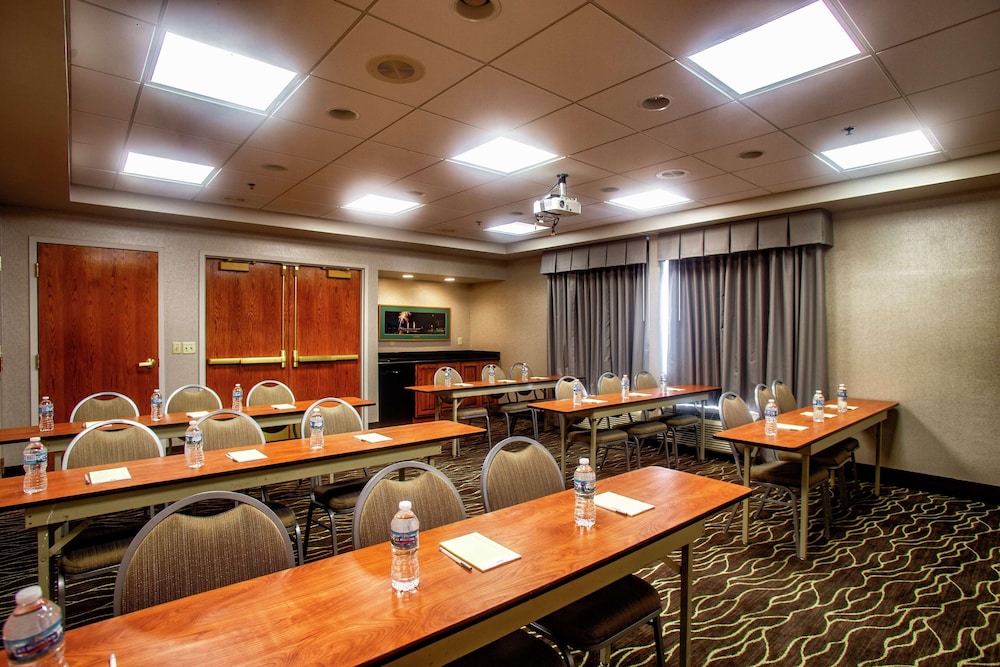Hampton Inn Wheeling - photo 46