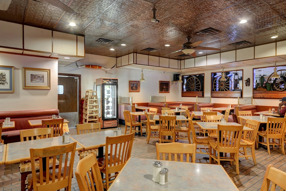 Longhorn Casino & Hotel - photo 34