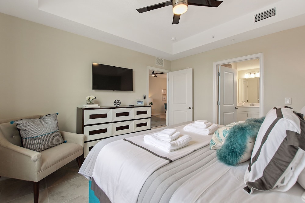 Resort Life At Storey Lake By Shine Villas #702 2 Bedroom Apts - photo 4