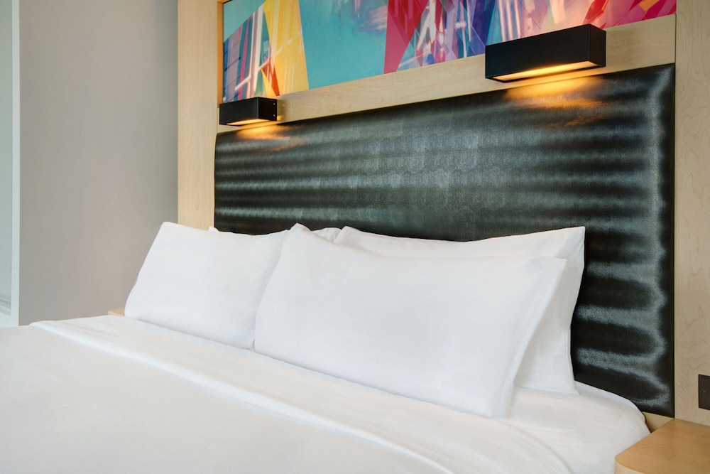 Aloft Oklahoma City Downtown Bricktown - photo 20