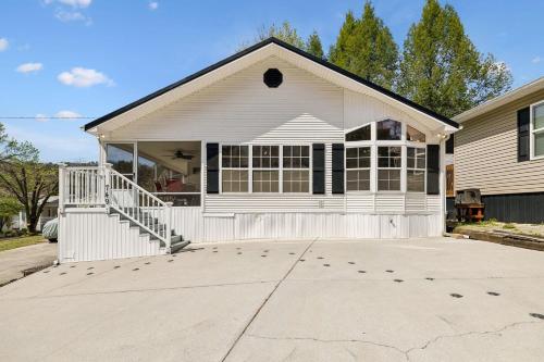 749 Townsend in Townsend, United States