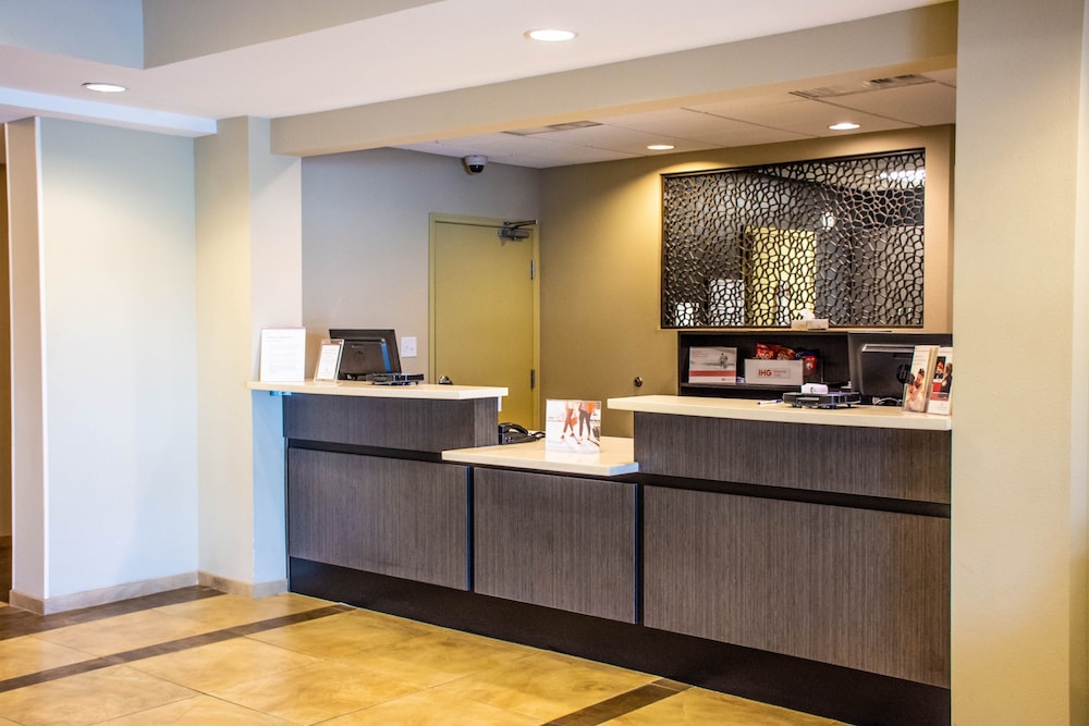 Candlewood Suites : Overland Park W 135th St by IHG - photo 55