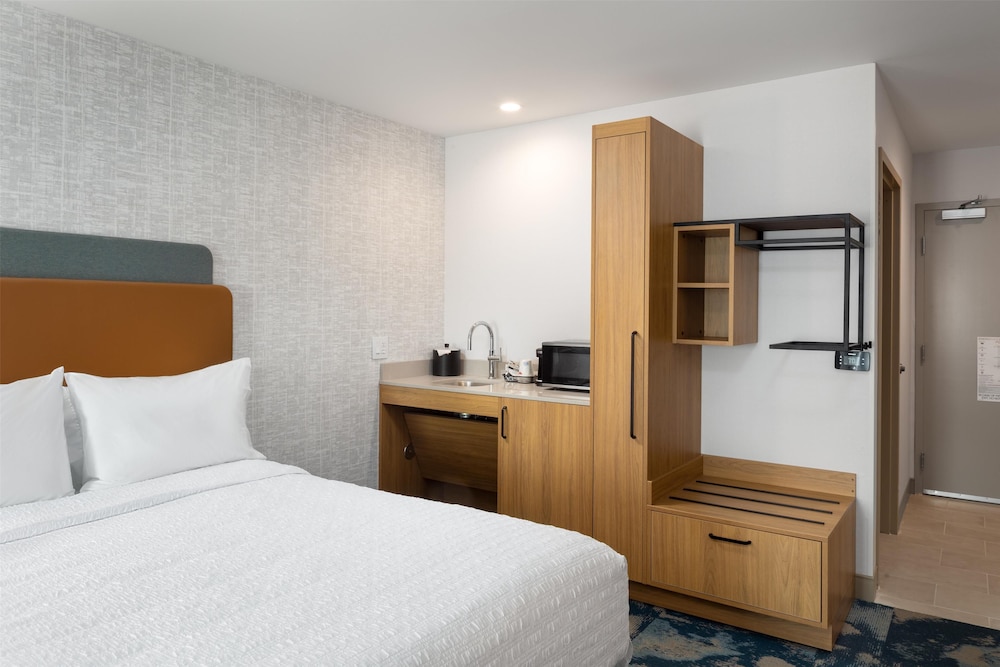 Four Points by Sheraton San Diego SeaWorld - photo 22