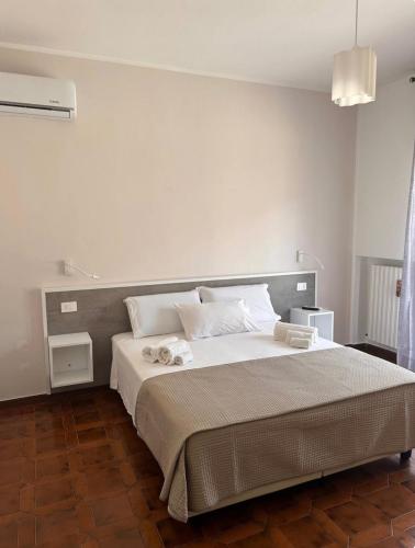 B&B Venice — 4-Star Luxury Hotel in Vibo Valentia, Italy