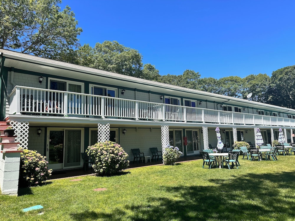 Green Harbor Waterfront Lodging - photo 11