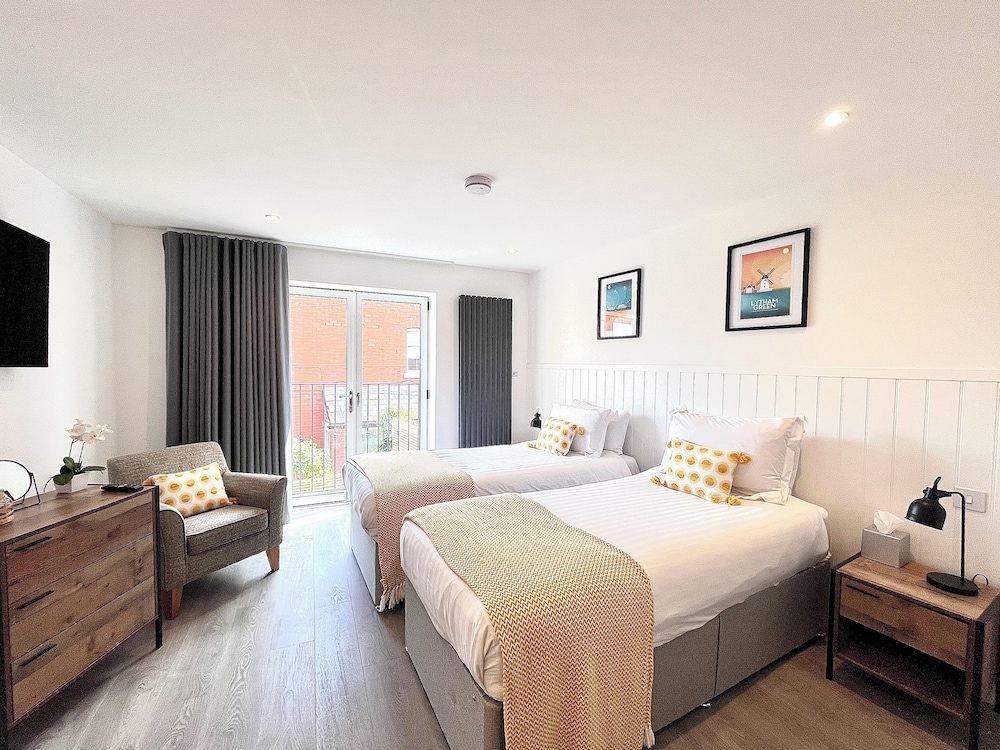 Mode Cottage — 4-Star Luxury Hotel in Lytham St Annes, United Kingdom