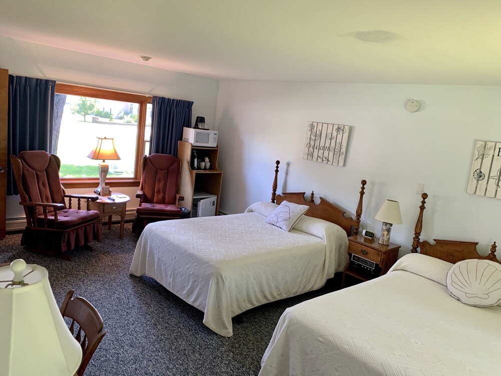 Towne Lyne Motel - photo 41