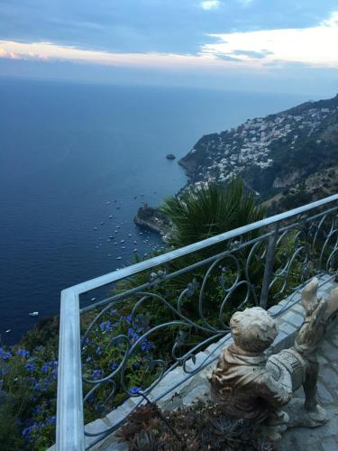 Carluccio S Stanza Privata Vista Mare — hotel in Furore