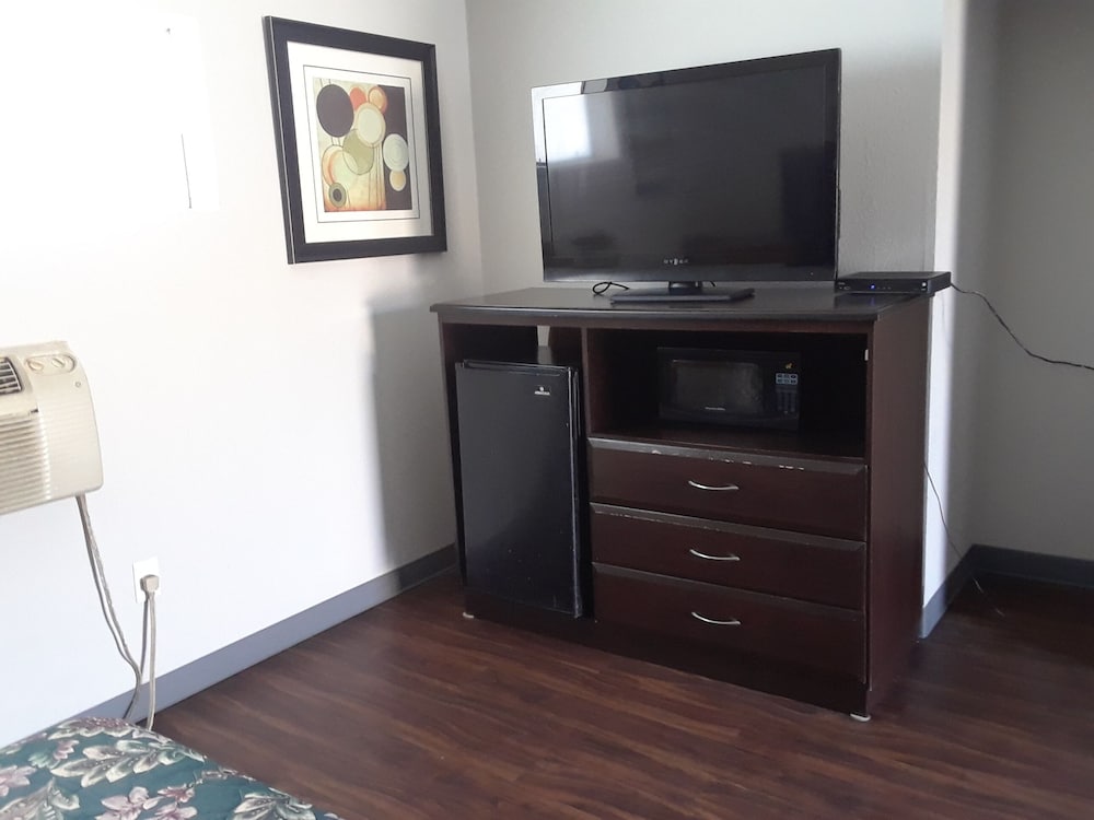 Richmond Motel - photo 3