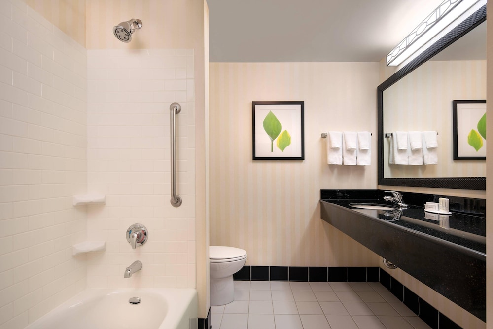 Fairfield Inn & Suites by Marriott Redding - photo 25