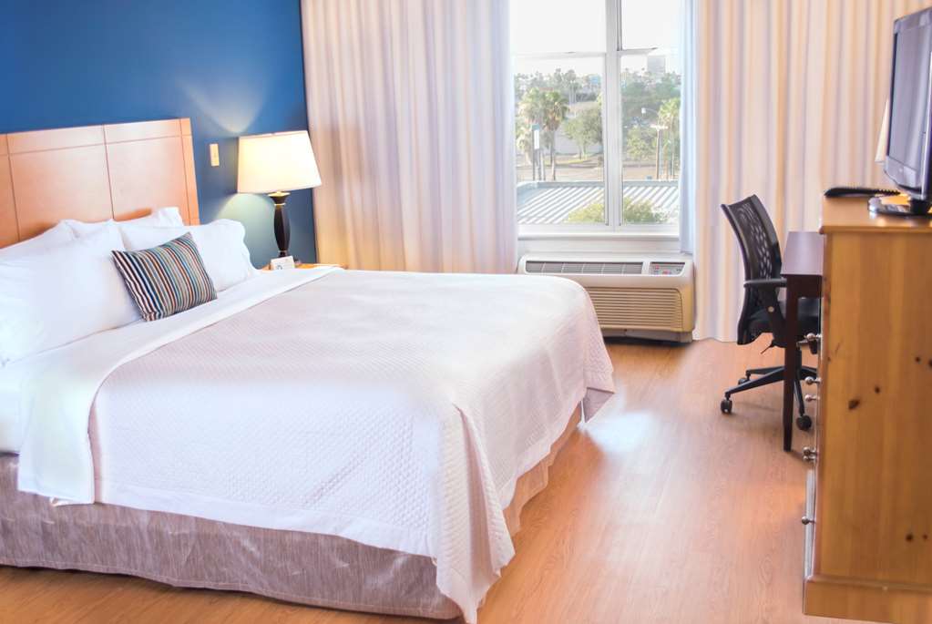 Wyndham Garden McAllen at La Plaza Mall - photo 39