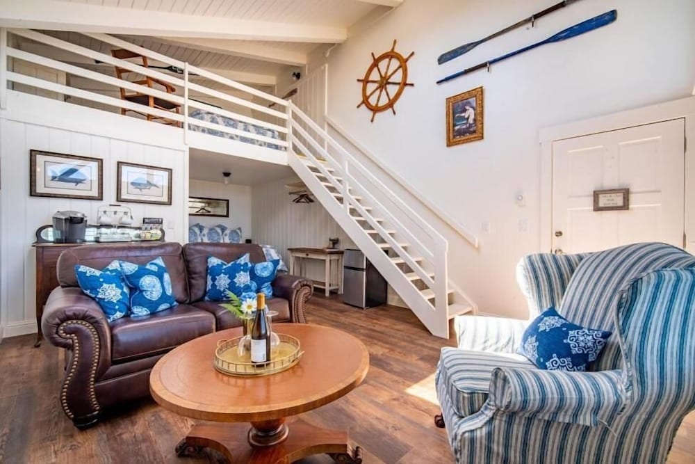 Bandon Marina Inn - photo 73
