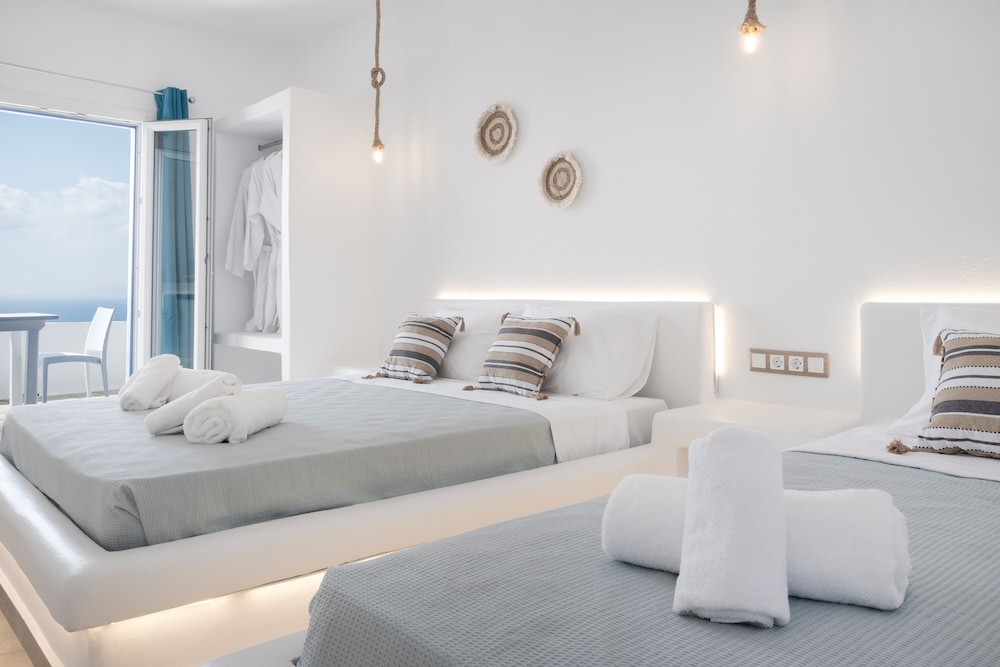 Feel Breeze — 4-Star Luxury Hotel in Mykonos, Greece