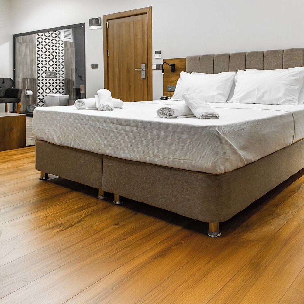 Querencia Suit Hotel — Ardesen — photo 2