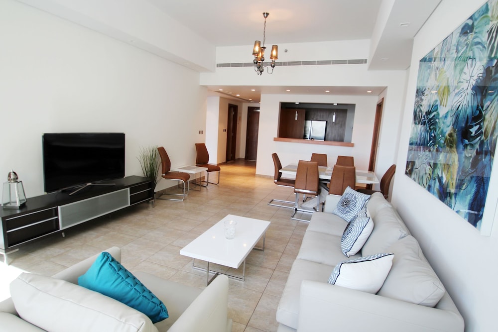 Kennedy Towers Marina Residences 3 — 5-Star Luxury Hotel in Dubai, United Arab Emirates