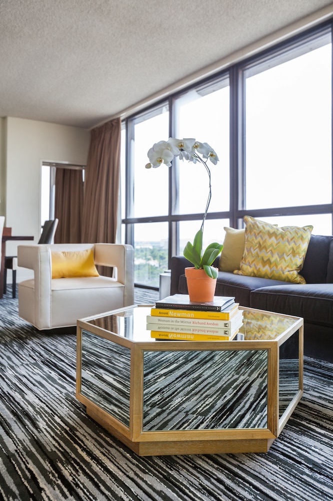 Hotel Derek - photo 6