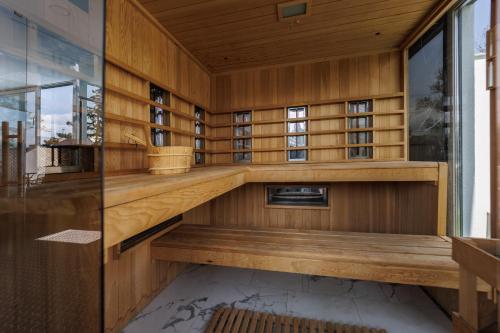 Villa Bauhaus Wellness Apartman — 4-Star Luxury Hotel in Siofok, Hungary