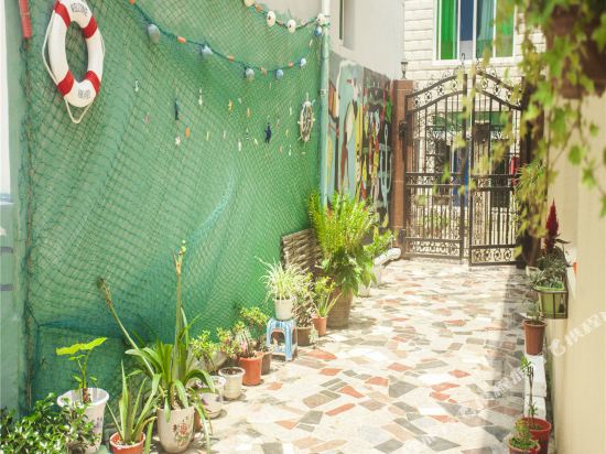 Shengsi Coast Family Inn in Caiyuan, People's Republic of China