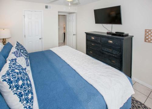 Surfside Shores 1202 - photo 17