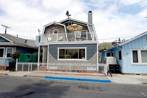 309CE 309 Clemente in Avalon, United States