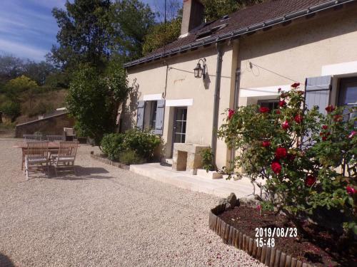 Le Troglo des Renaudières in Azay-Le-Rideau, France