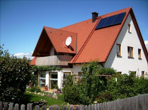 Ferienwohnung Helga — 4-Star Luxury Hotel in Thalmassing, Germany