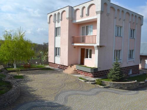 Family Estate Cottages in Kamianets-Podilskyi, Ukraine