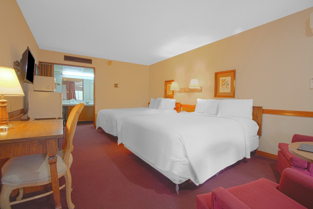 HomeTown Inn by OYO Liberal KS - photo 26
