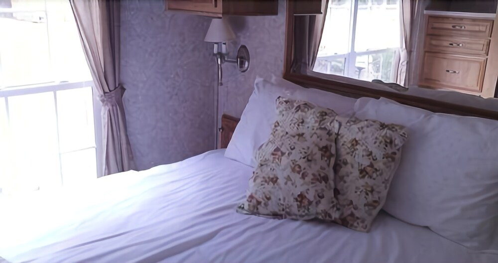 Robin Hood Village Resort - photo 12