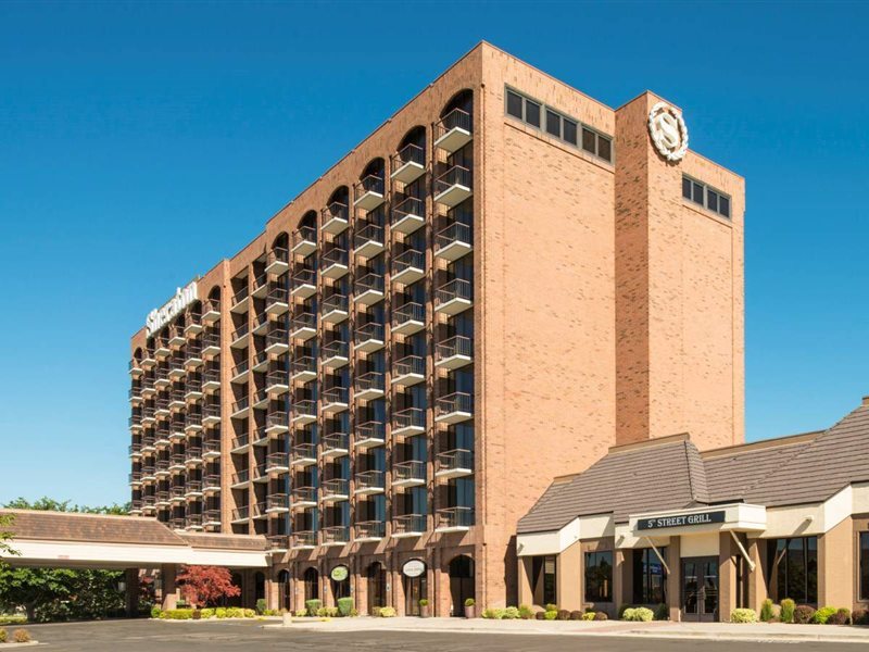 Sheraton Salt Lake City Hotel — 4-Star Luxury Hotel in Salt Lake City, United States