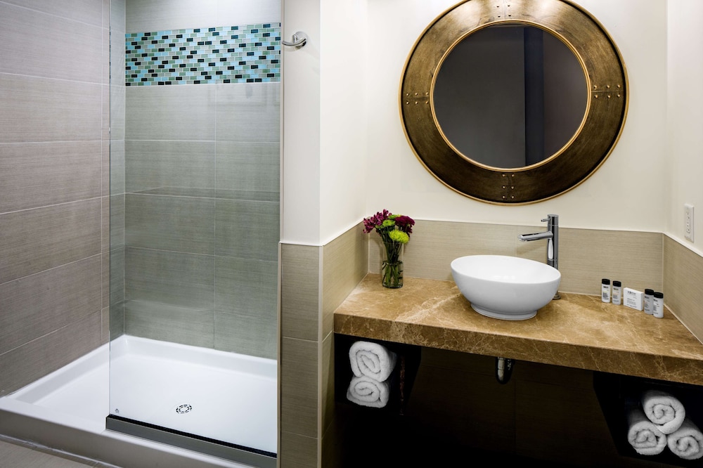 Watt Hotel Rahway Tapestry Collection by Hilton - photo 35