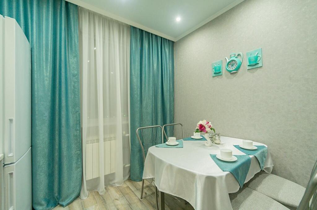 Five stars on 31 Mira Street bldg. 3 in Nizhnevartovsk, Russia