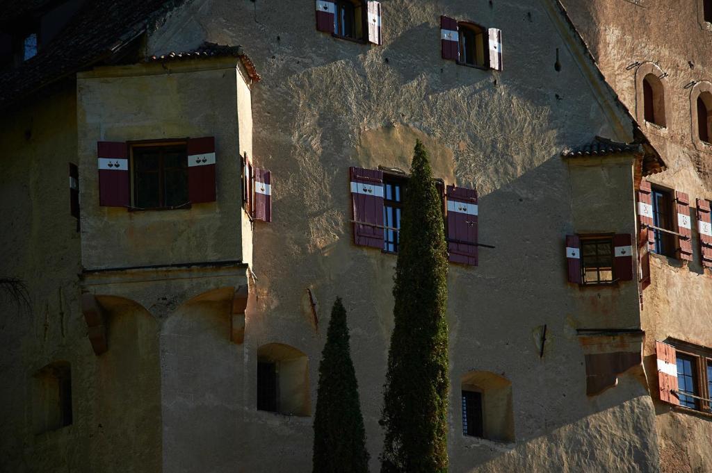 Schloss Englar — hotel in San Michele