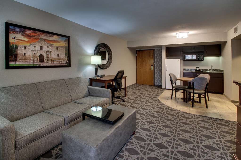 Drury Plaza Hotel San Antonio Airport - photo 16